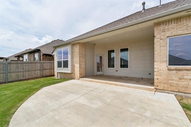 15920 Capri Lane, Edmond, OK 73013