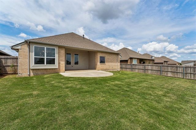 15920 Capri Lane, Edmond, OK 73013