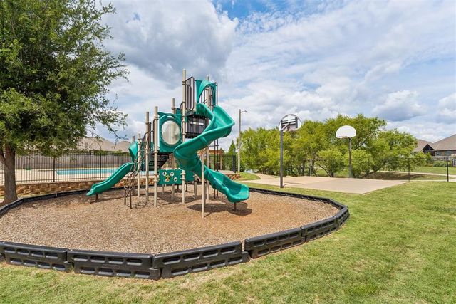 15920 Capri Lane, Edmond, OK 73013