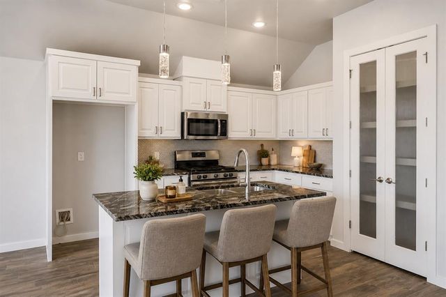 15920 Capri Lane, Edmond, OK 73013