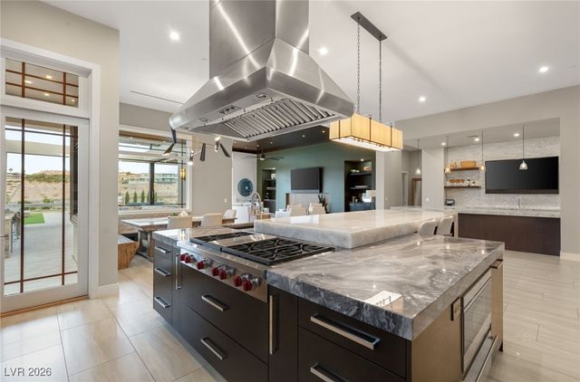 1376 Opal Valley Street, Henderson, NV 89052