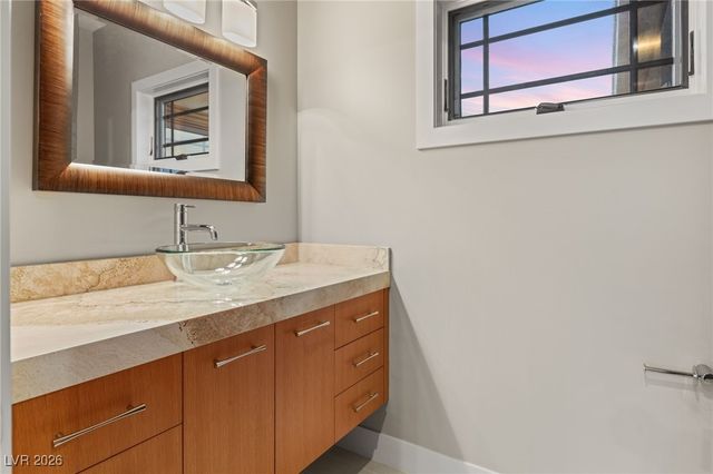 1376 Opal Valley Street, Henderson, NV 89052