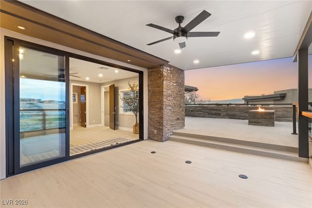 1376 Opal Valley Street, Henderson, NV 89052