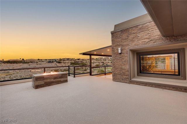 1376 Opal Valley Street, Henderson, NV 89052