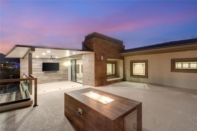 1376 Opal Valley Street, Henderson, NV 89052