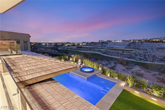 1376 Opal Valley Street, Henderson, NV 89052