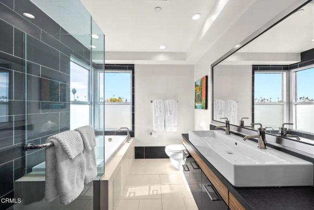 257 S Hudson Avenue 301, Pasadena, CA 91101