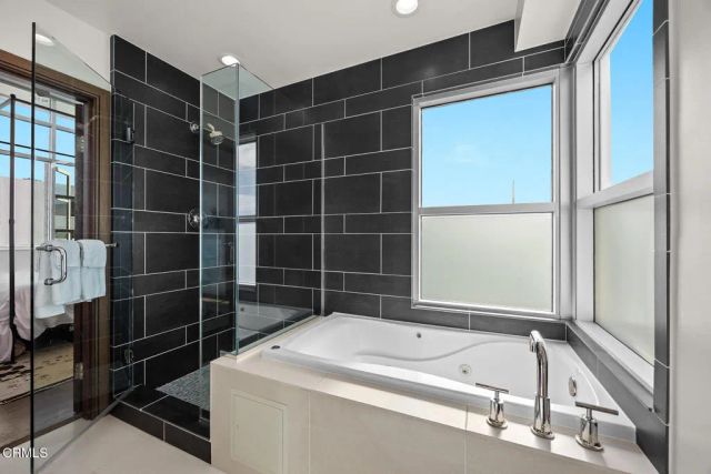 257 S Hudson Avenue 301, Pasadena, CA 91101