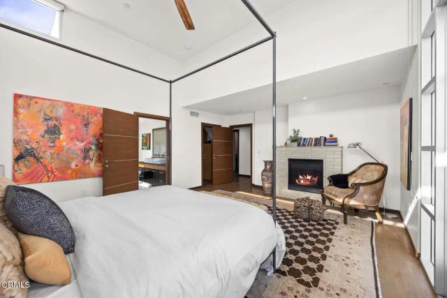 257 S Hudson Avenue 301, Pasadena, CA 91101