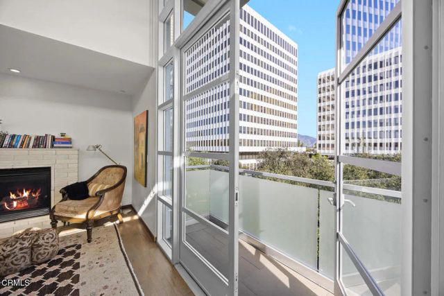 257 S Hudson Avenue 301, Pasadena, CA 91101