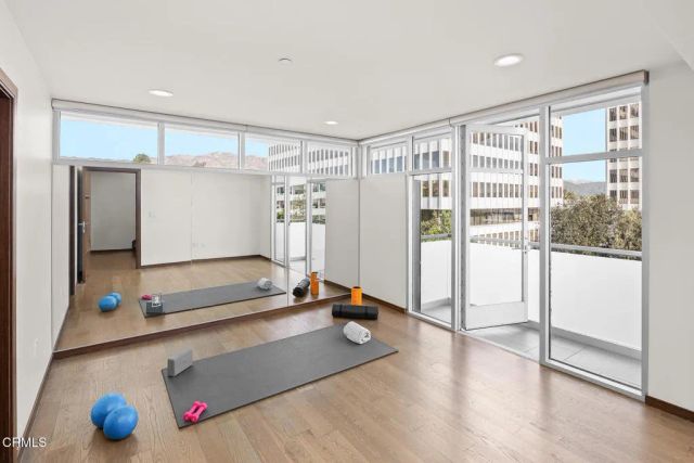 257 S Hudson Avenue 301, Pasadena, CA 91101