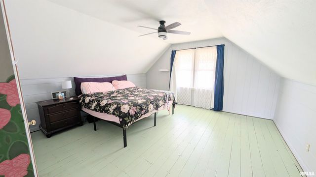 323 W HILDA Court, Chillicothe, IL 61523