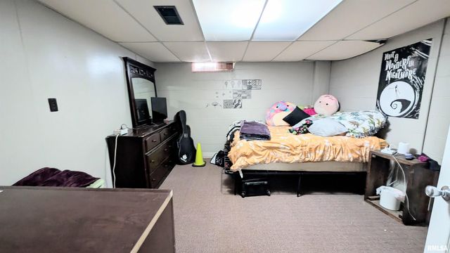 323 W HILDA Court, Chillicothe, IL 61523