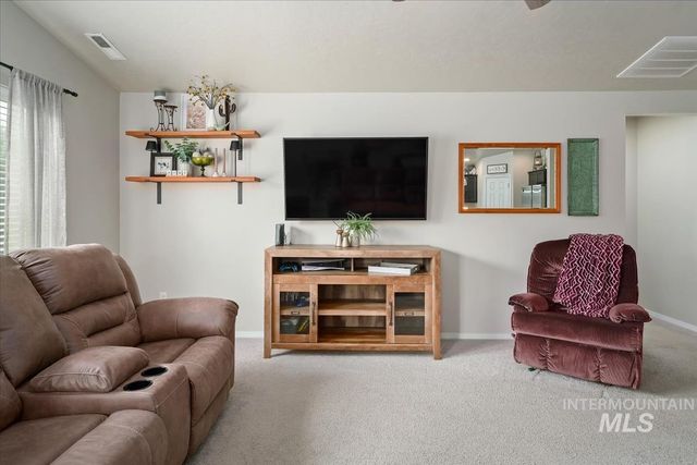 11555 Stockbridge Way, Caldwell, ID 83605