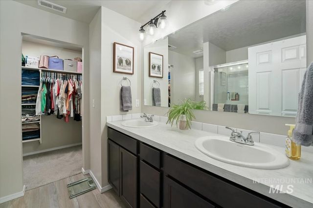 11555 Stockbridge Way, Caldwell, ID 83605