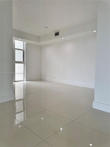 2000 Towerside Ter 1501, Miami, FL 33138