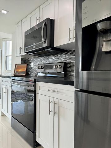 2000 Towerside Ter 1501, Miami, FL 33138