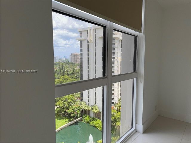 2000 Towerside Ter 1501, Miami, FL 33138