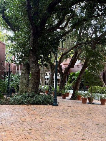 2000 Towerside Ter 1501, Miami, FL 33138