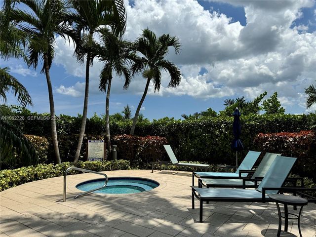 2000 Towerside Ter 1501, Miami, FL 33138