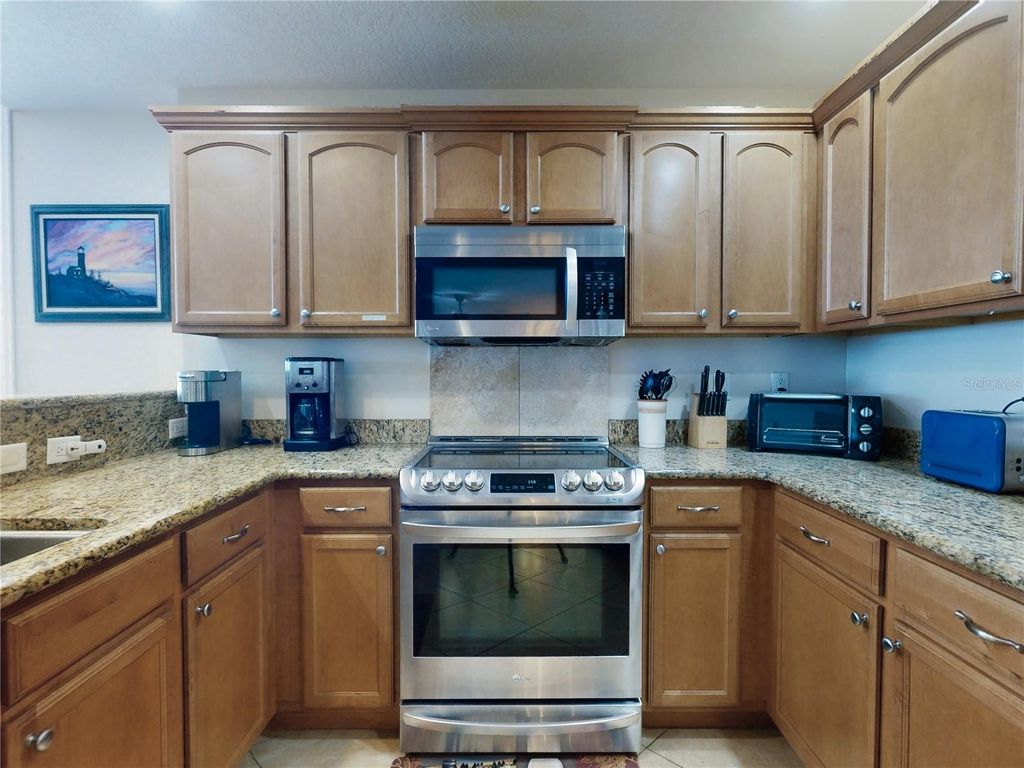 Image 41 of property listing at 1705 S ATLANTIC AVENUE 804, New Smyrna Beach, FL 32169