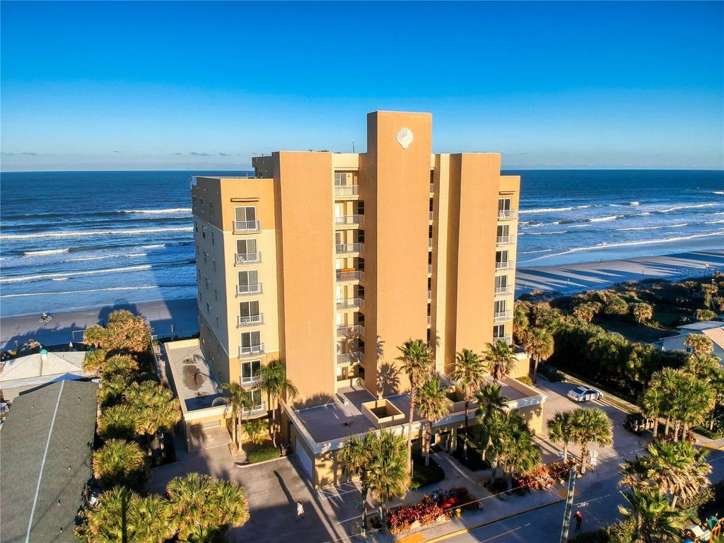 Image 6 of property listing at 1705 S ATLANTIC AVENUE 804, New Smyrna Beach, FL 32169