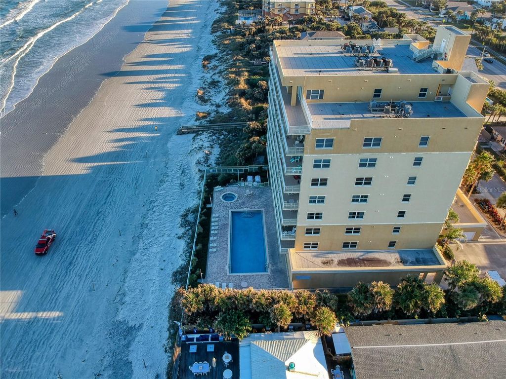 Image 10 of property listing at 1705 S ATLANTIC AVENUE 804, New Smyrna Beach, FL 32169
