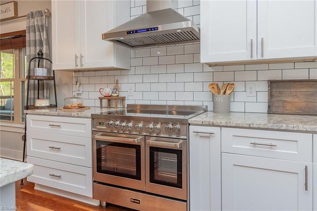 184 Marbrook Drive, Mocksville, NC 27028