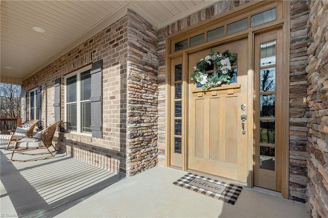 184 Marbrook Drive, Mocksville, NC 27028