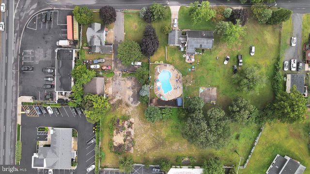 5 IRVIN AVE, Turnersville, NJ 08012