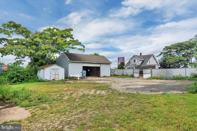 5 IRVIN AVE, Turnersville, NJ 08012