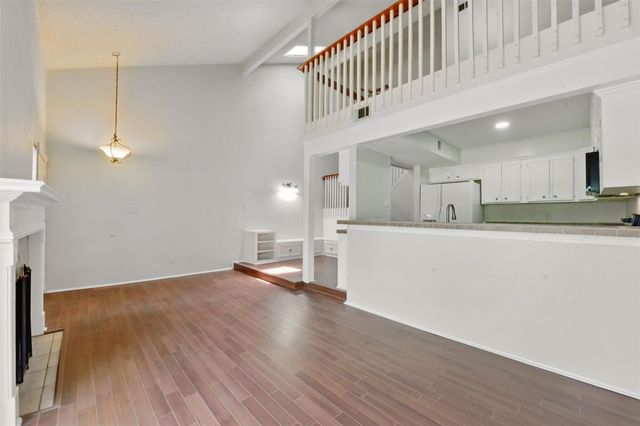 3126 Windchase Boulevard 421, Houston, TX 77082