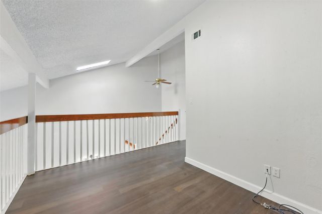 3126 Windchase Boulevard 421, Houston, TX 77082