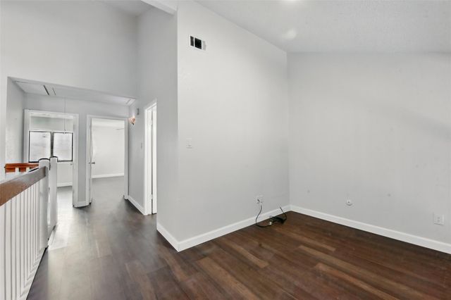 3126 Windchase Boulevard 421, Houston, TX 77082