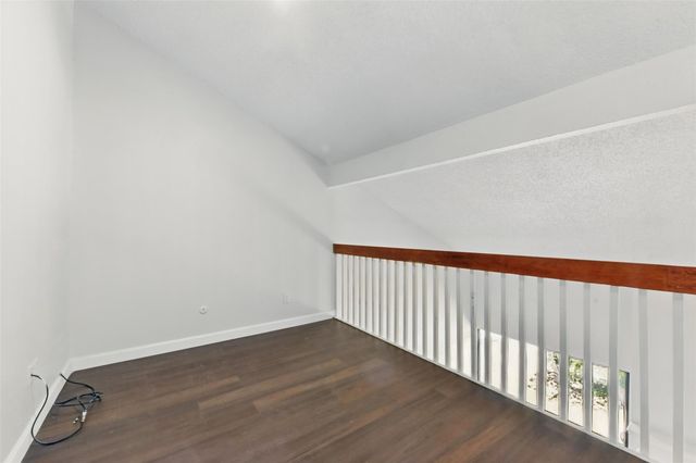 3126 Windchase Boulevard 421, Houston, TX 77082