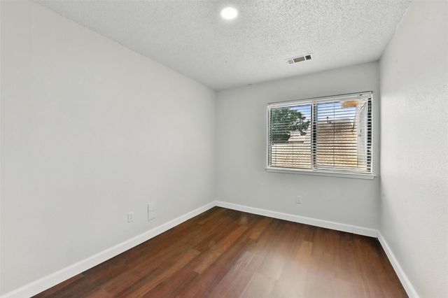 3126 Windchase Boulevard 421, Houston, TX 77082