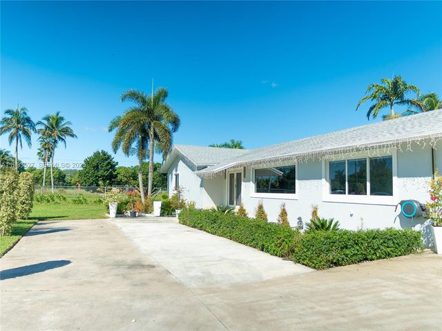 19245 SW 188th Street, Miami, FL 33187