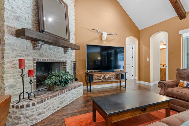 119 Rasha Drive, Azle, TX 76020