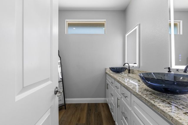 4861 W 29th St, Odessa, TX 79764