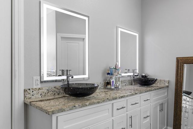 4861 W 29th St, Odessa, TX 79764