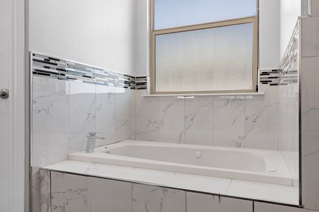 4861 W 29th St, Odessa, TX 79764