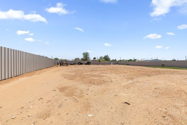 4861 W 29th St, Odessa, TX 79764