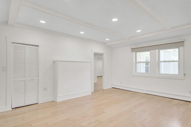 13 Milford Ave, Natick, MA 01760