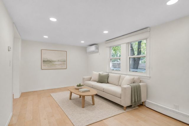 13 Milford Ave, Natick, MA 01760