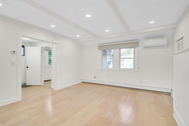13 Milford Ave, Natick, MA 01760