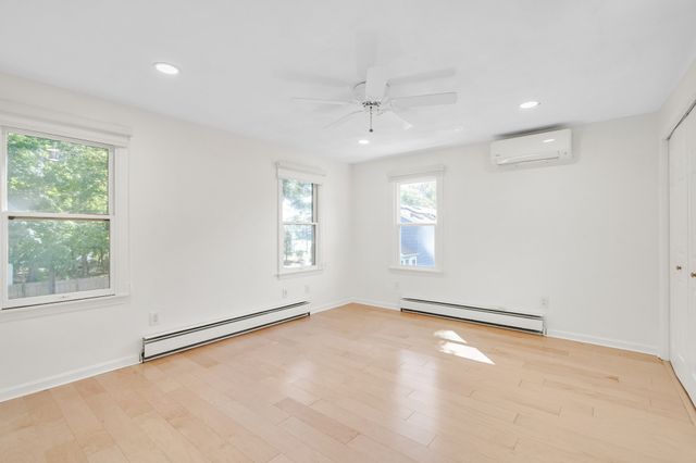 13 Milford Ave, Natick, MA 01760