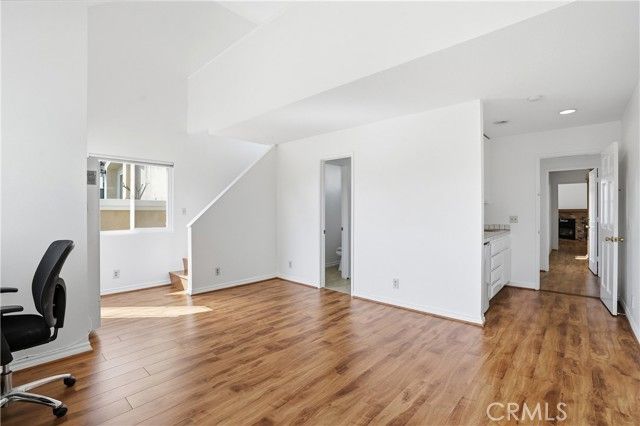 121 Alabama, Huntington Beach, CA 92648