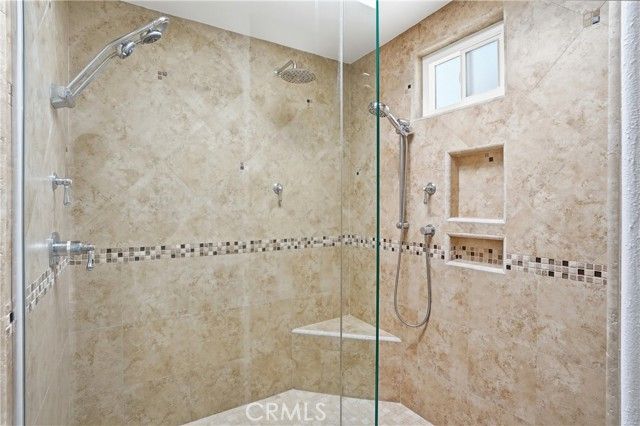 121 Alabama, Huntington Beach, CA 92648