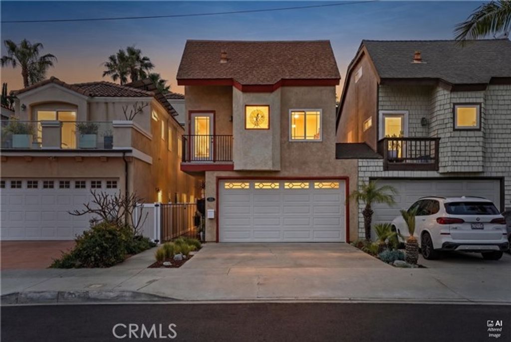 121 Alabama, Huntington Beach, CA 92648