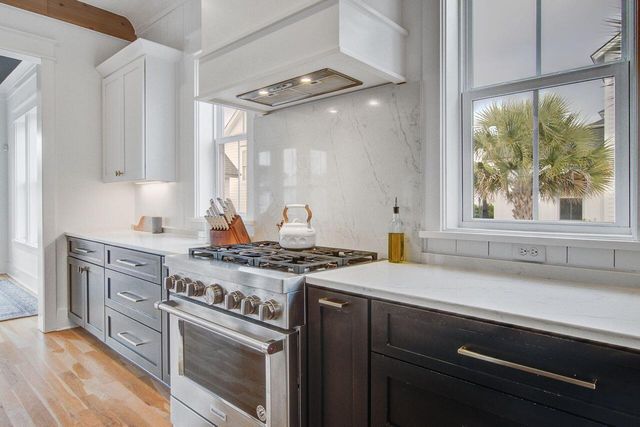 1915 Bolden Drive, Mount Pleasant, SC 29466